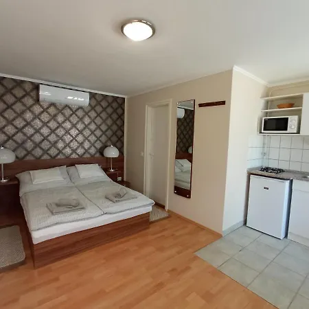 Markal Apartment Heviz