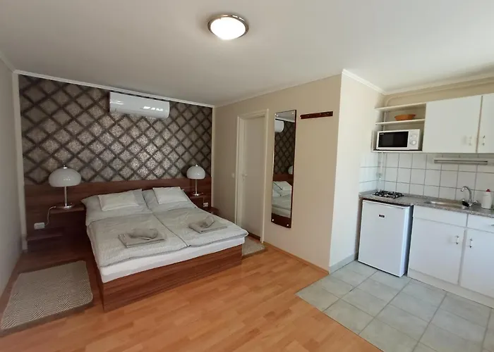 Markal Apartment Heviz